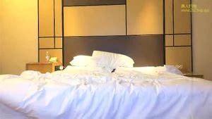 Watch 小宝寻花约了个性感黑帽妹子 China 中国 中文 Porn SpankBang