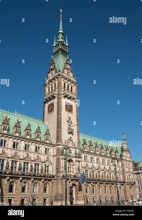 view  hamburg city hall rathaus  neo renaissance style building