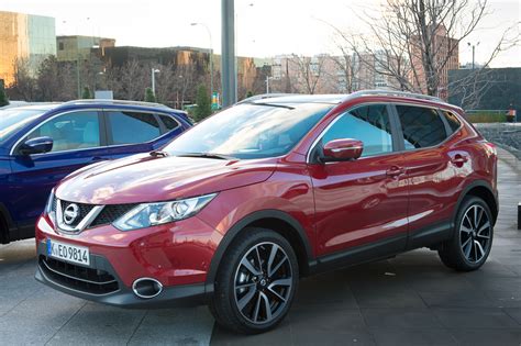 Premium Upgrade Unterwegs Im Neuen Nissan Qashqai Dig T Tekna