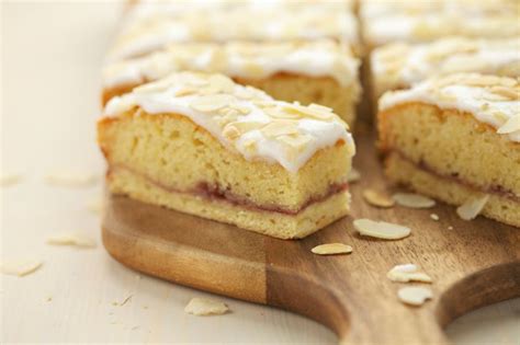 Bakewell Slices