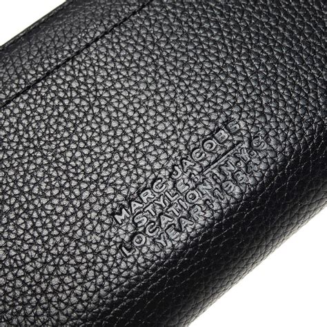 楽天市場MARC JACOBS マークジェイコブス ラウンドファスナー長財布小銭入れ付きS131L01RE22 THE