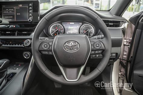 toyota harrier xu  interior image   malaysia reviews