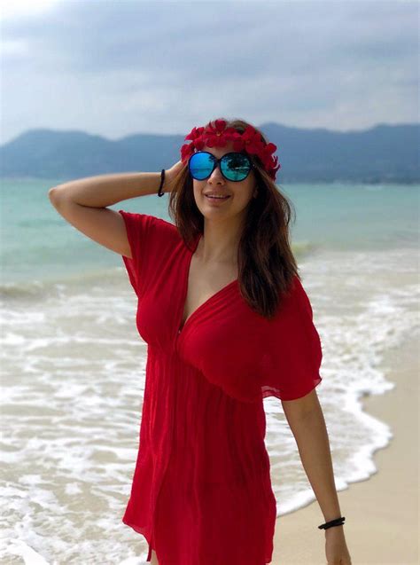 Raai Laxmi Hot Topless Pics From Julie