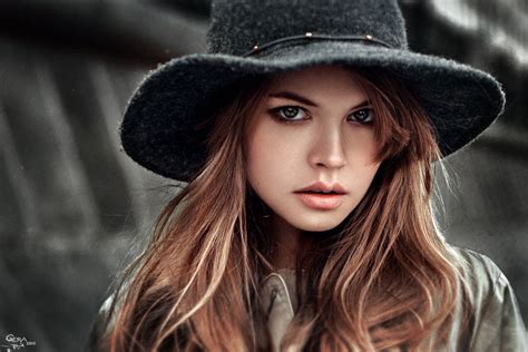 Anastasiya Scheglova Brunette Green Eyes Hat Model Woman Wallpaper