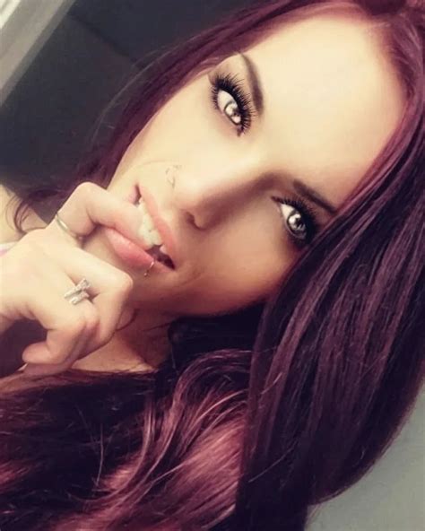 Me Myself My 28 Personalities 48 Nude Pics XHamster