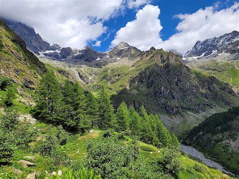 Pics Du Vaccivier Dans Le Massif Des Ecrins Hautes Alpes