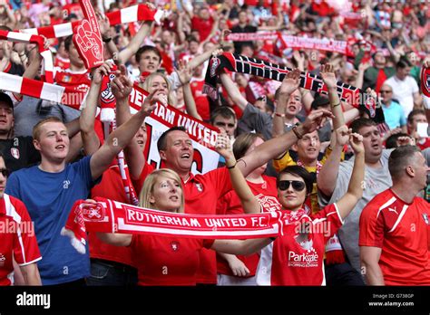 Rotherham United Stadium Stands Hi Res Stock Photography And Images Alamy