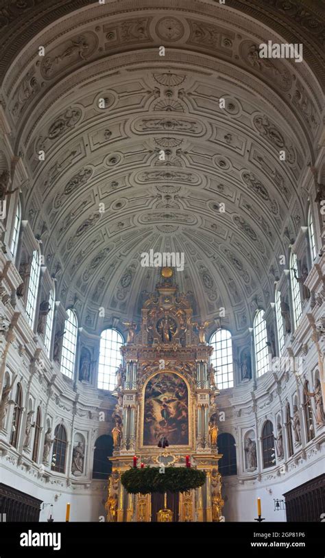 Interior of the St. Michael Church in Munich, Germany Stock Photo - Alamy