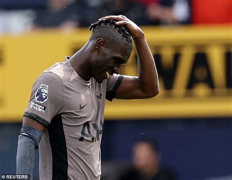 Tottenham Midfielder Yves Bissouma Is Sent Off After Receiving A Second