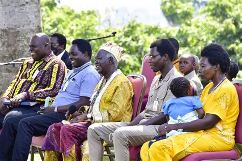 President Museveni Meets Joseph Kony Family , Pledges Support - Uganda Broadcasting Corporation