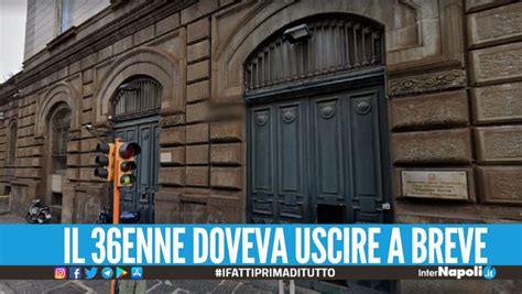 Si Toglie La Vita Nel Carcere Di Poggioreale Identificato Il Detenuto