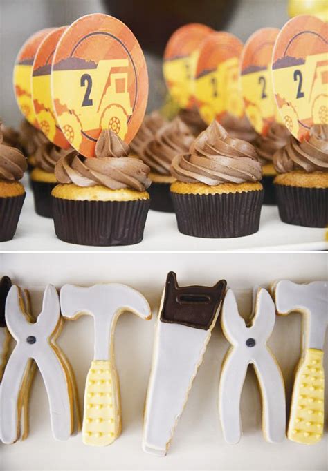 Construction Party {Boy Birthday Theme} // Hostess with the Mostess®