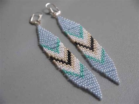 15 DIY Seed Bead Earring Patterns - Guide Patterns