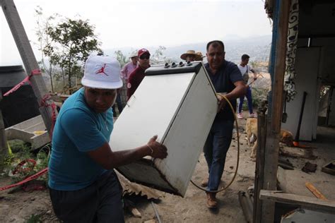 Chimalhuacán Acuerdan reubicación de familias afectadas por deslave