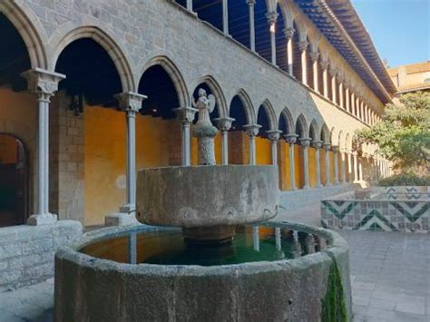 Visita a el Monasterio de Pedralbes El Próximo Destino