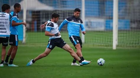 Zagueiro Do Gr Mio Vetou Contrata O De Jogador Do Corinthians Entenda