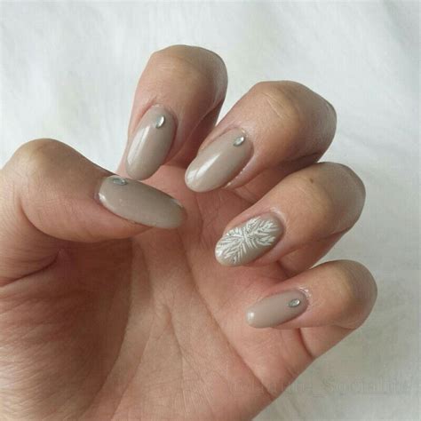 Festive Sparkle Almond Shaped Nude Nails