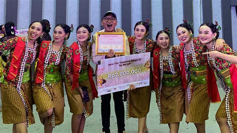 Berita Usd Ukm Grisadha Raih Juara I Nasional Tari Tradisional Di