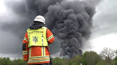 Braunschweig Mehrere Explosionen Nach Gro Brand In Industriegebiet Video