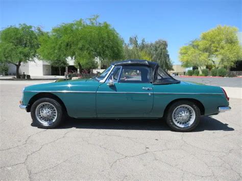 Mgb Roadster W Hardtop British Racing Green Fresh Restoration Beautiful Car Classic Mg Mgb