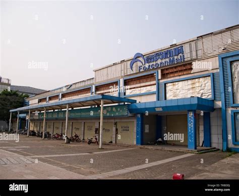 Foxconn Factory In China Hi Res Stock Photography And Images Alamy