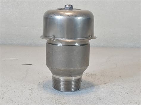 Midland 1 12 Npt Stainless Steel Vacuum Relief Valve A 217 W Epdm