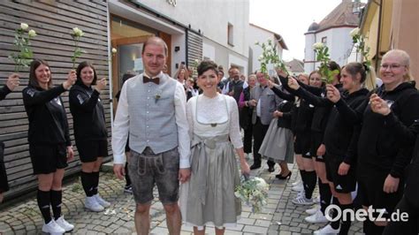 Susanne Seidel Und Fabian Nerlich Geben Sich Jawort Im Kunsthaus