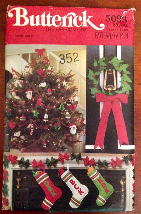 Butterick Pattern Christmas Stocking Wreath Ornament Vintage