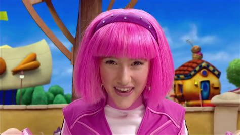 Lazytown Runaway With Me Carlly Rae Jepsen Fmv Merry Christmas And