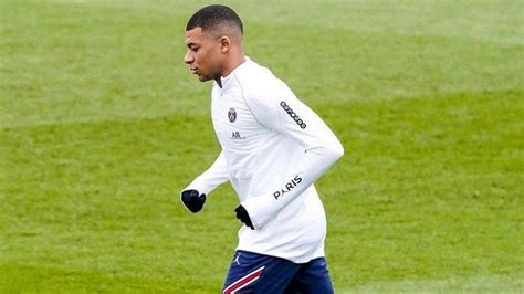 Kylian Mbappe Tak Terburu Buru Tanda Tangani Kontrak Dengan Real Madrid