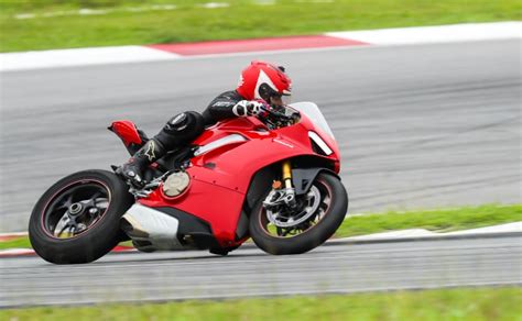 Ducati Panigale V4 First Ride Review Carandbike