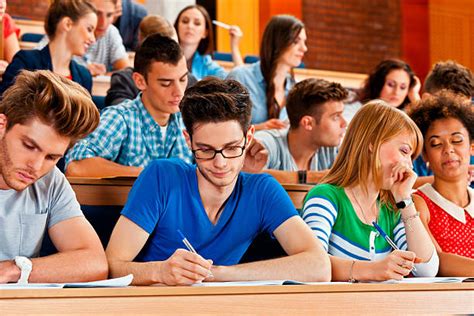 560 Busy Lecture Theatre Stock Photos Pictures And Royalty Free Images