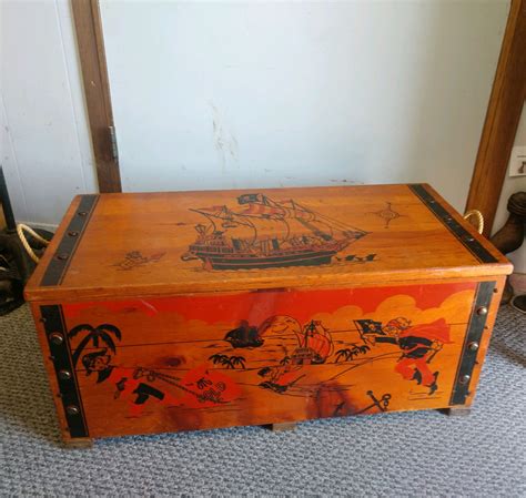 Bargain John's Antiques | Wood Toy Chest or Box - Pirate's Treasure ...