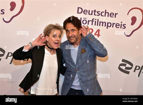 22 Hörfilmpreis 2024 EINE MILLION MINUTEN Tanja Schuhmann Falk Willy