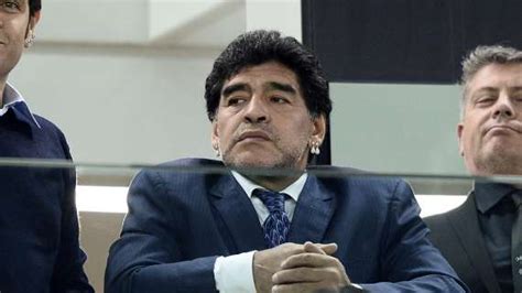 Morte Maradona Indagato Il Medico Luque Per Omicidio Colposo