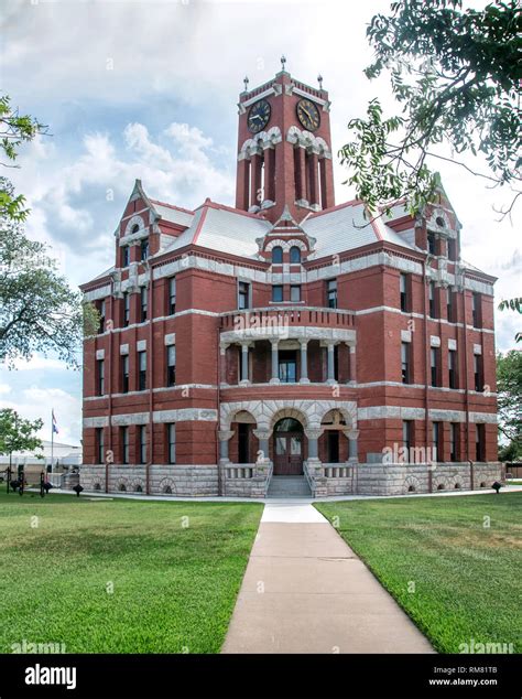 Lee County Courthouse - Giddings, Texas Stock Photo - Alamy