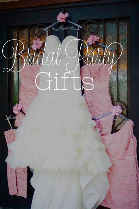 10 Bridal Party Gifts For Your Bridesmaids