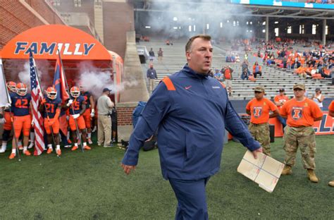 Illinois Football Illini Coaching Staff Visits Top 2023 Target