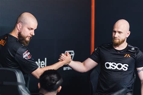 Esporin FPS on Twitter Fnatic kişisel sebepler dolayısıyla KRIMZ in