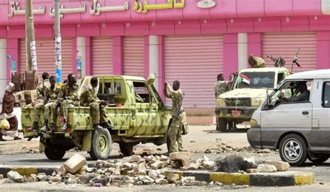 اشتباكات مسلحة بين قوات الجيش السوداني والدعم السريع وأصوات انفجارات