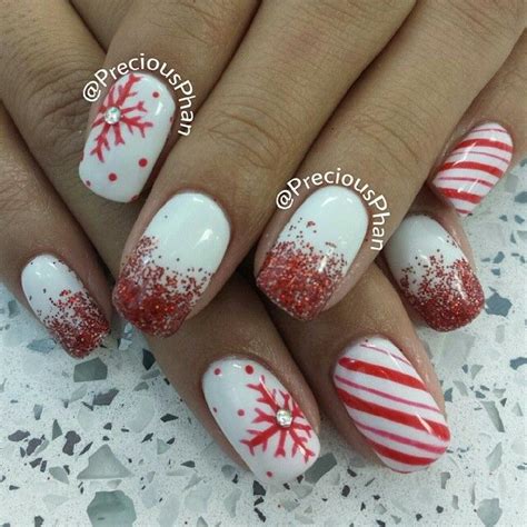 25 Beautiful And Elegant Christmas Nail Designs Christmas