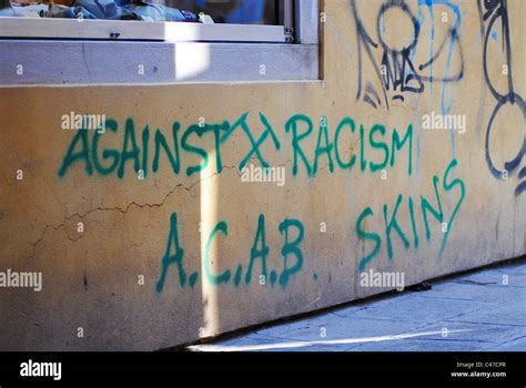 Anti-racist graffiti in Venice, Italy Stock Photo - Alamy