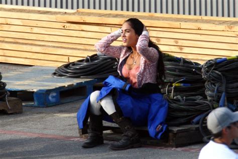 Megan on Set Transformers 2 - Megan Fox Photo (2115519) - Fanpop