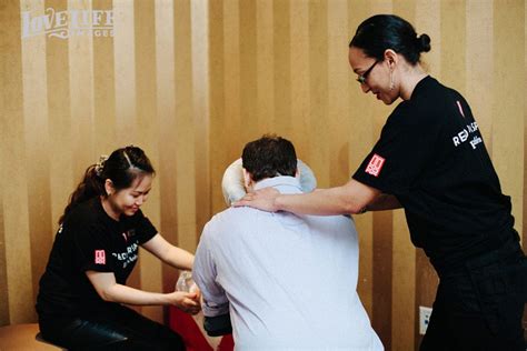 Red Door Spa Massages For All Our Guests Dazzling Details Wedding Bazaar Produced And Designed