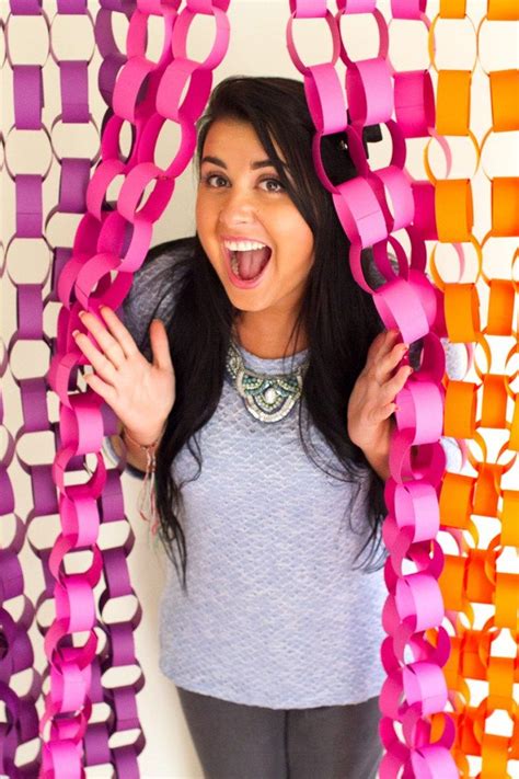 Diy Paper Chain Photo Booth Backdrop Tutorial Backdrop Inspiration