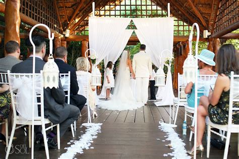 Gazebo Wedding at Paradisus La Perla - Jessica and Matthew