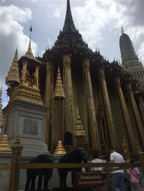 Temple Of The Emerald Buddha Phra Mondop The Library And Phra Sri