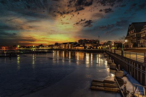 Gaslight Pointe Sunset Photograph By Randy Scherkenbach Fine Art America