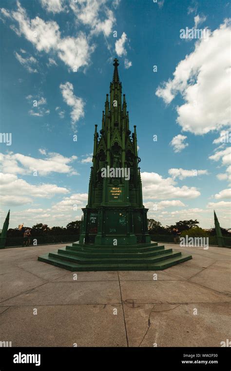 National Liberation Monument Hi Res Stock Photography And Images Alamy