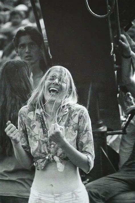 Girls Of Woodstock The Best Beauty And Style Moments From 1969